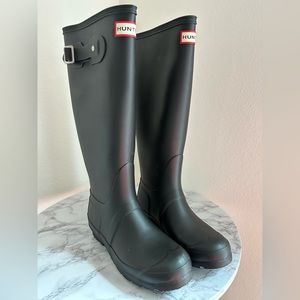 Hunter Boots (Women's Original Tall Rain Boots)